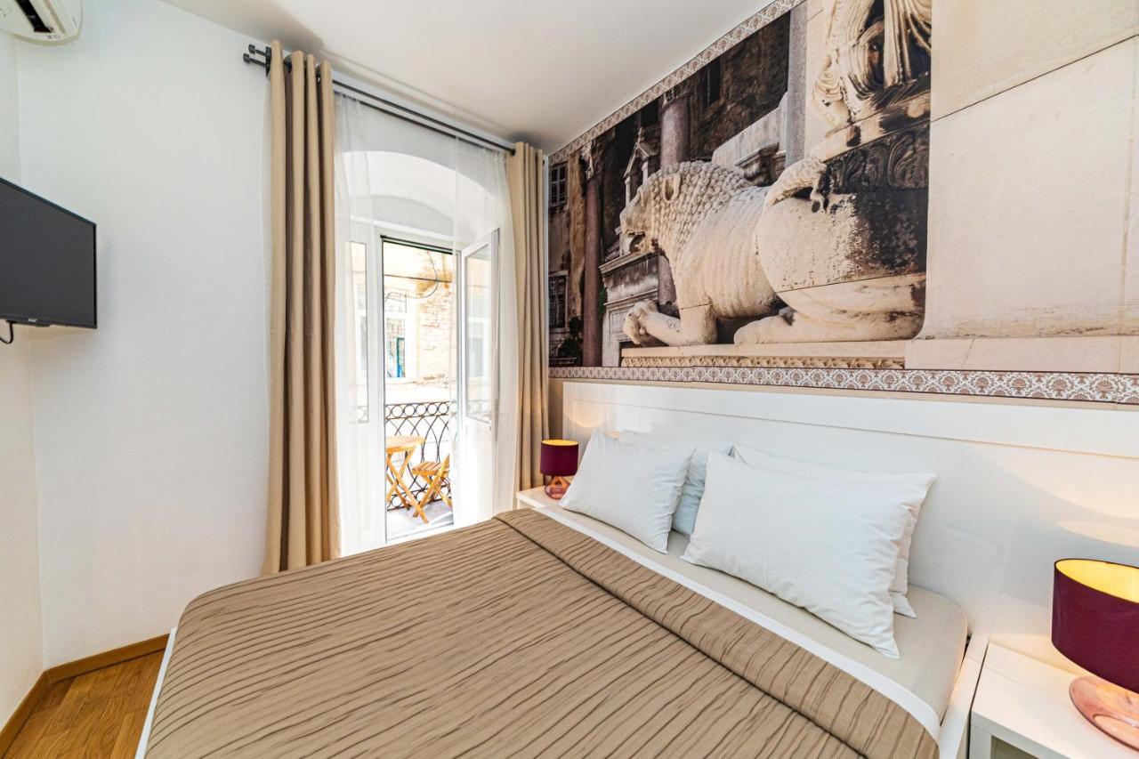 Riva City Rooms Split Exterior foto